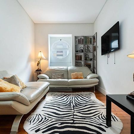 Renovated Apartments In Central Лиссабон Экстерьер фото