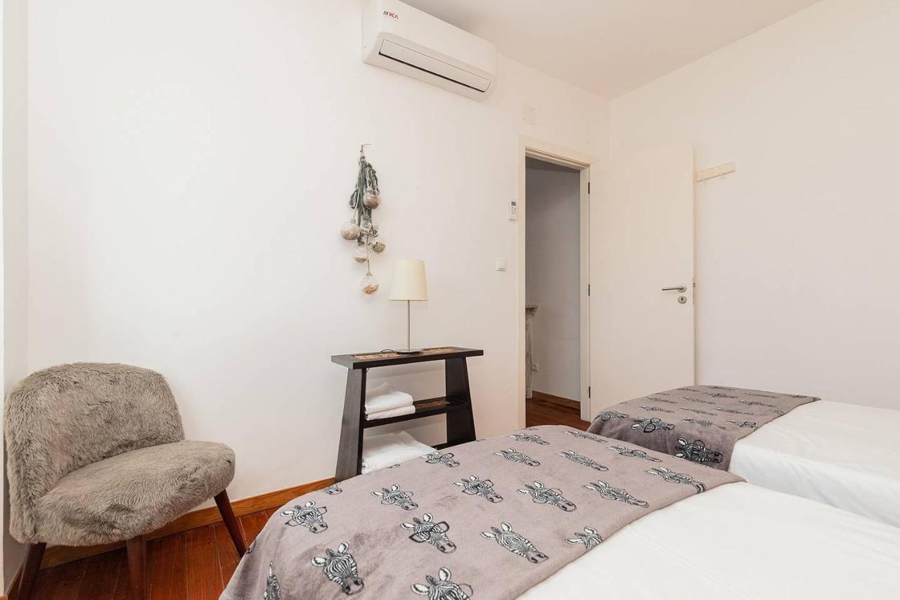 Renovated Apartments In Central Лиссабон Экстерьер фото